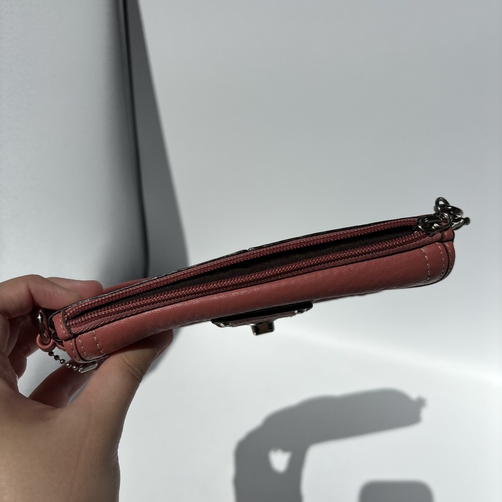 Coach Legacy‎ Flap Wristlet Mauve Dusty Rose Pebbled Leather Turnlock Clutch - Picture 11 of 13